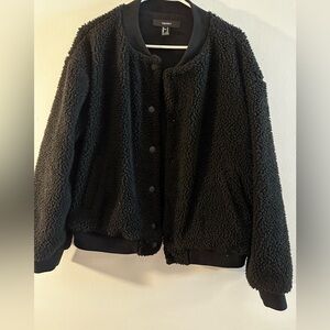 Forever 21 black bomber jacket size medium